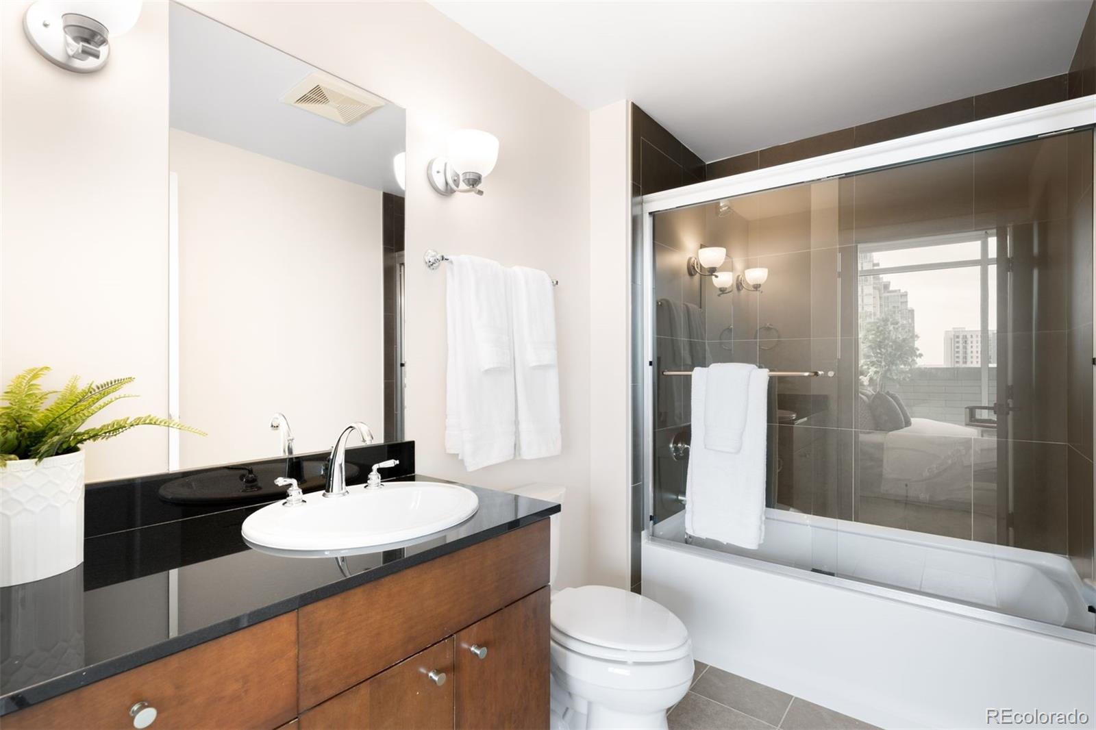 2001 Lincoln Street Denver CO 80202