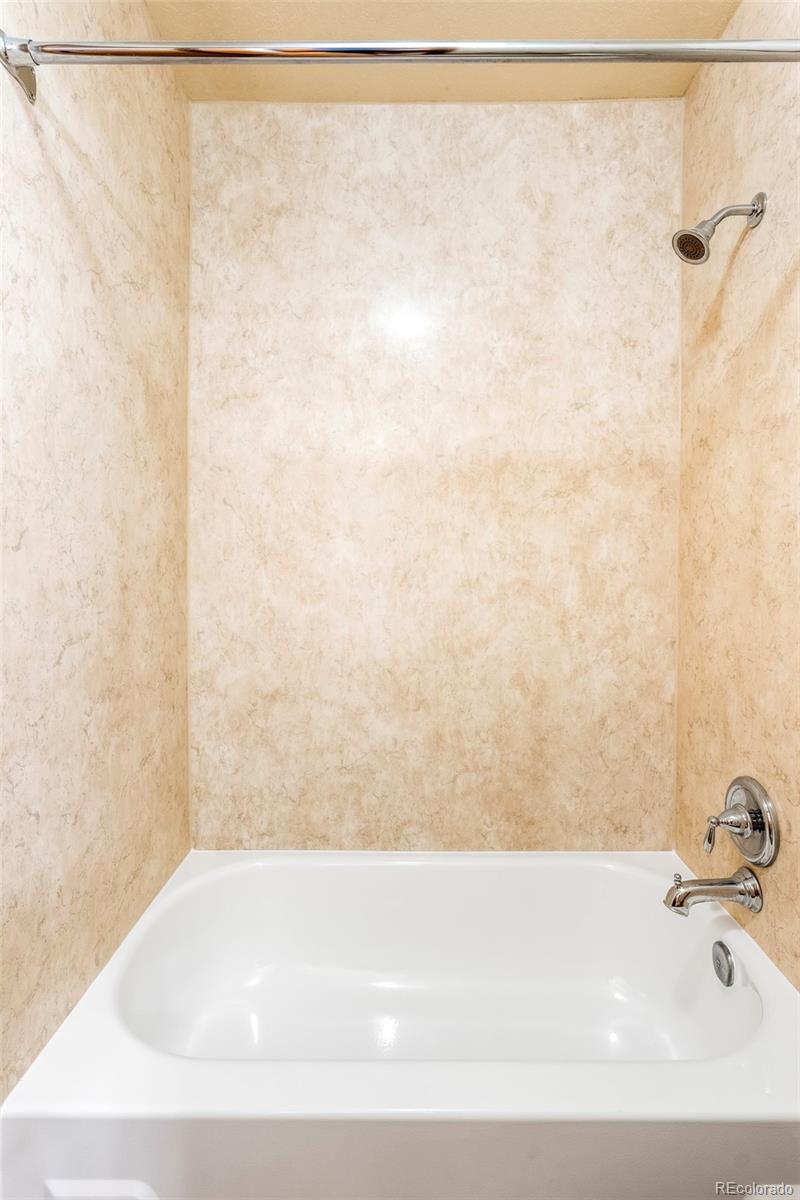 995 S Miller Street Lakewood CO 80226