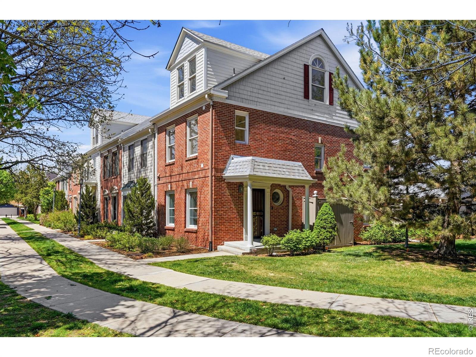 944 Ivanhoe Street Denver CO 80220