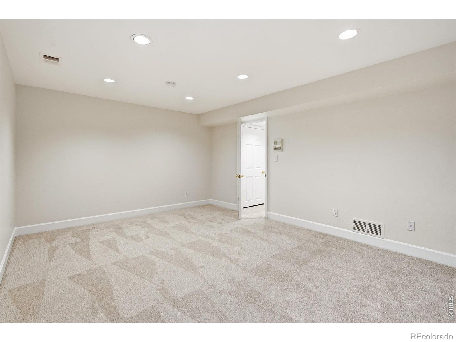 944 Ivanhoe Street Denver CO 80220