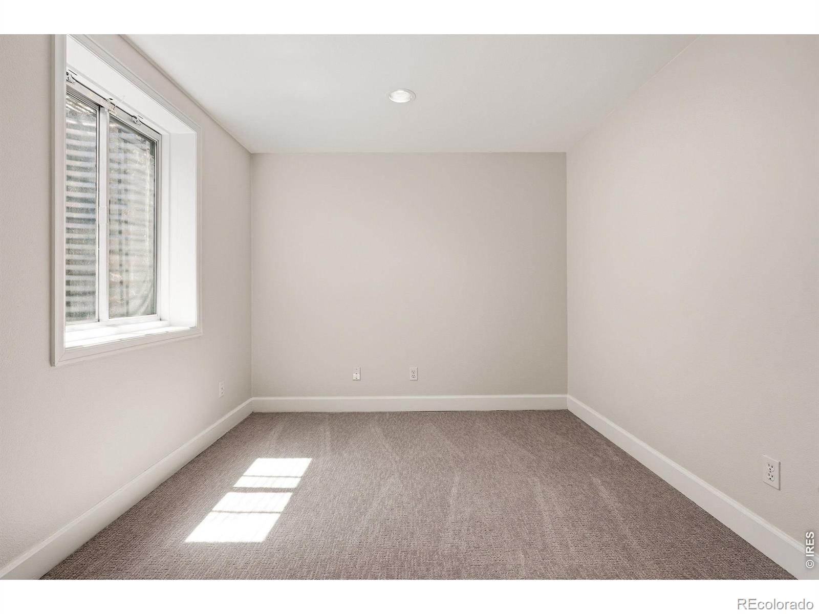 944 Ivanhoe Street Denver CO 80220