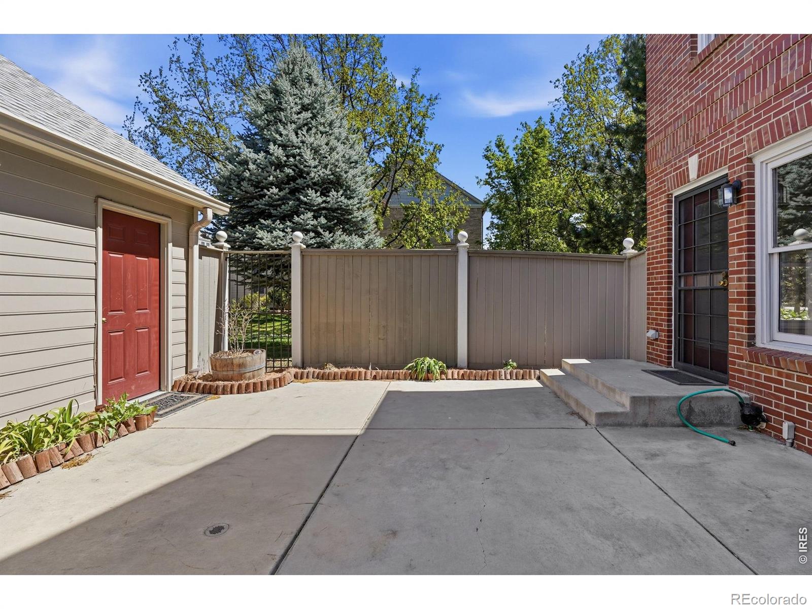 944 Ivanhoe Street Denver CO 80220
