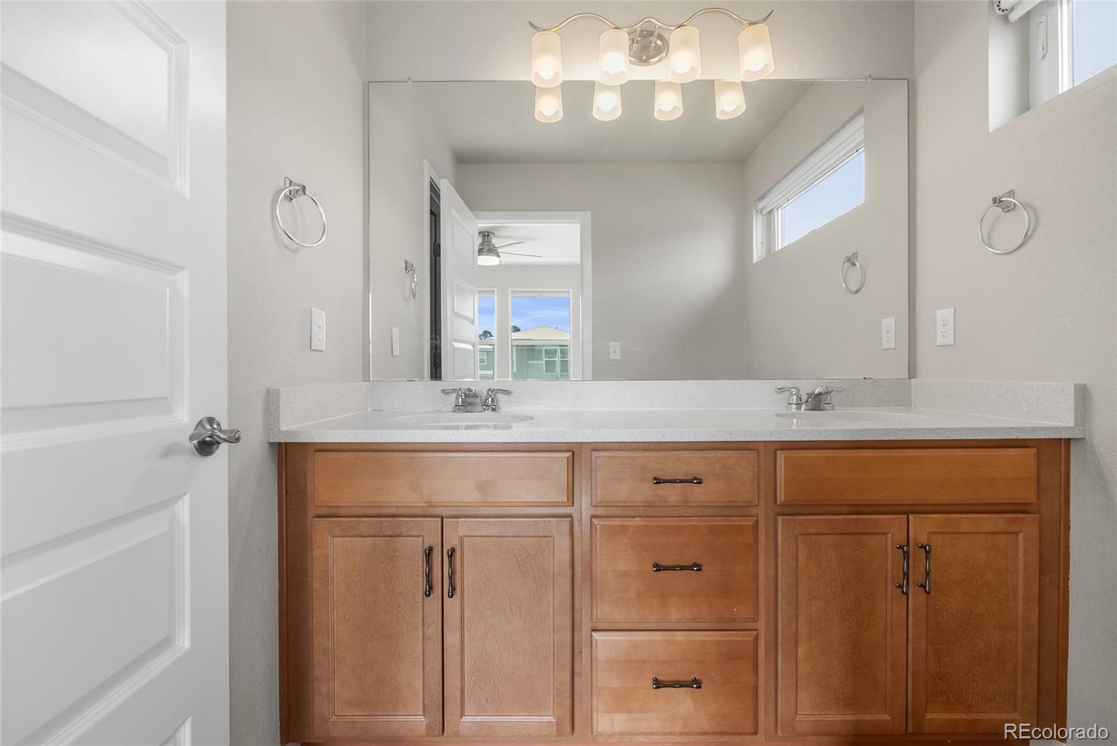 2372 S Scranton Street Aurora CO 80014
