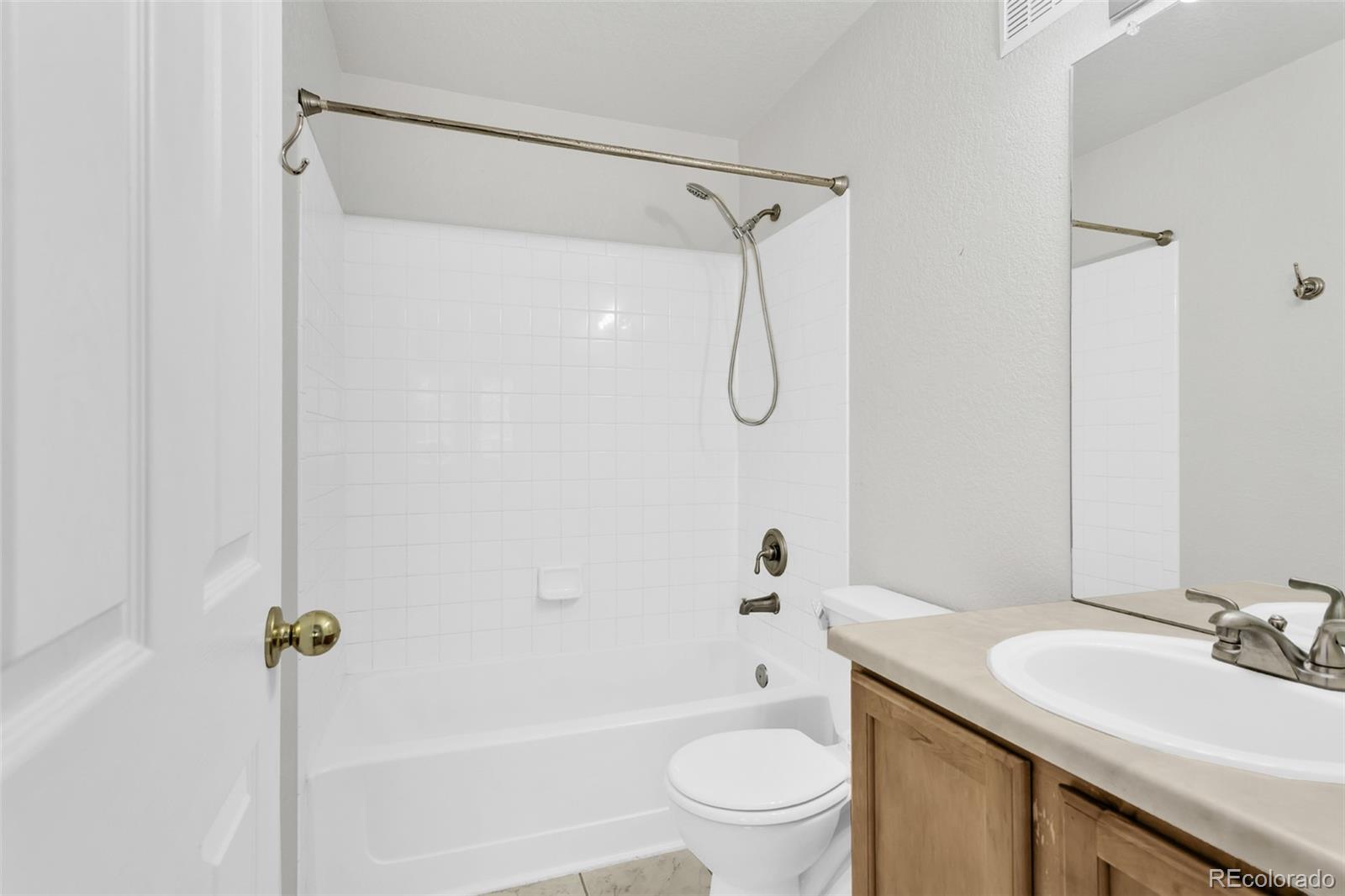 16392 E Fremont Avenue Aurora CO 80016