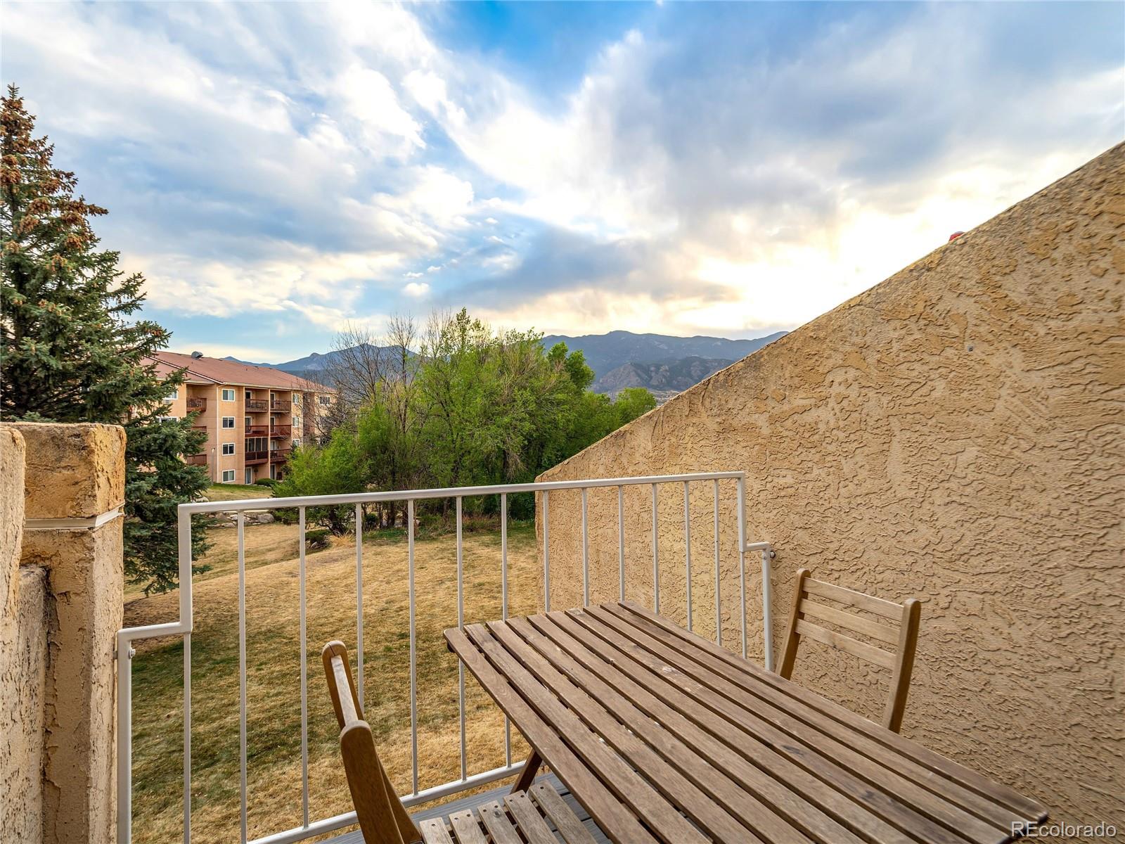 518 Observatory Drive Colorado Springs CO 80904