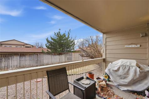 4896 S Dudley Street Littleton CO 80123