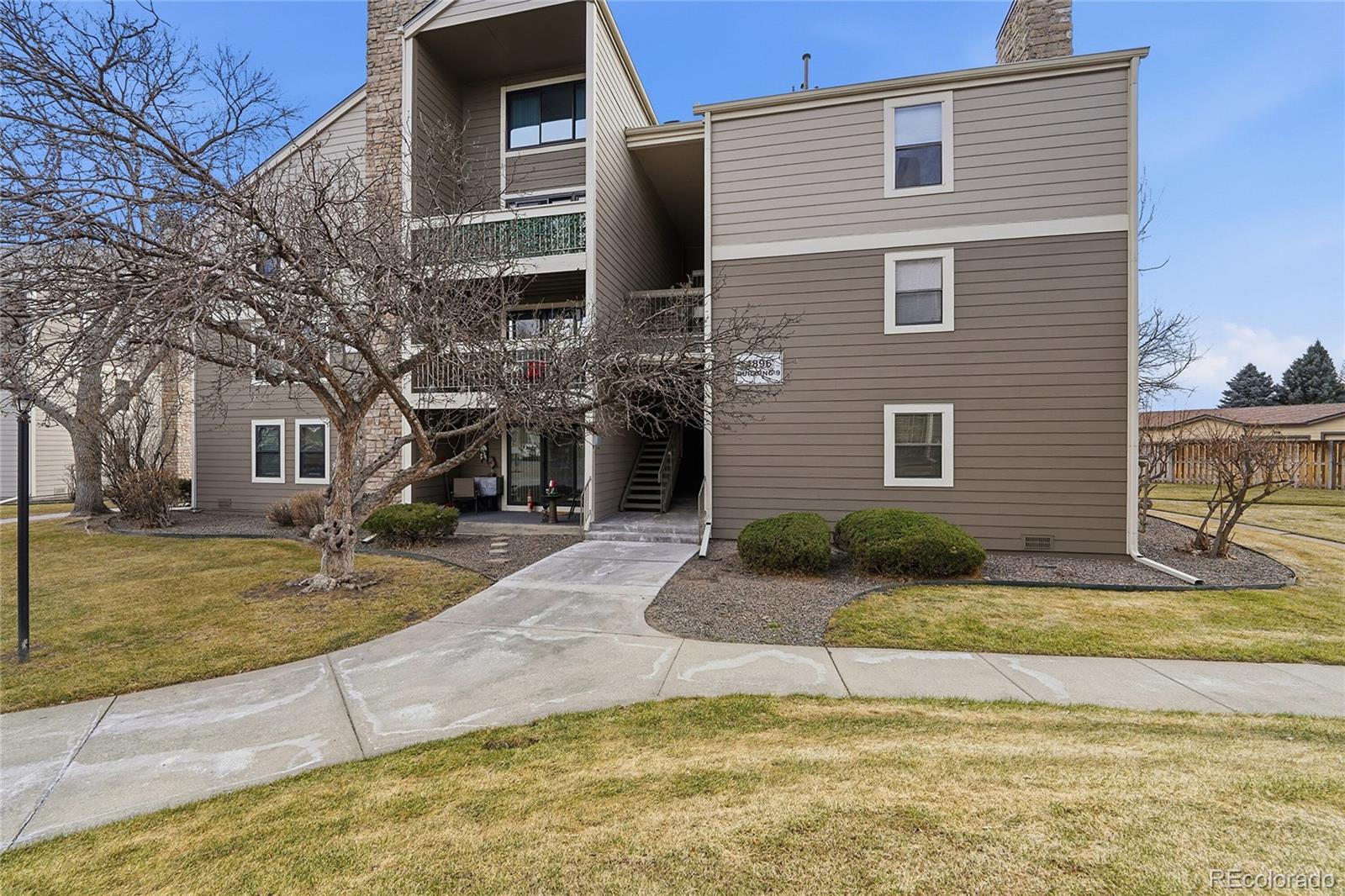 4896 S Dudley Street Littleton CO 80123