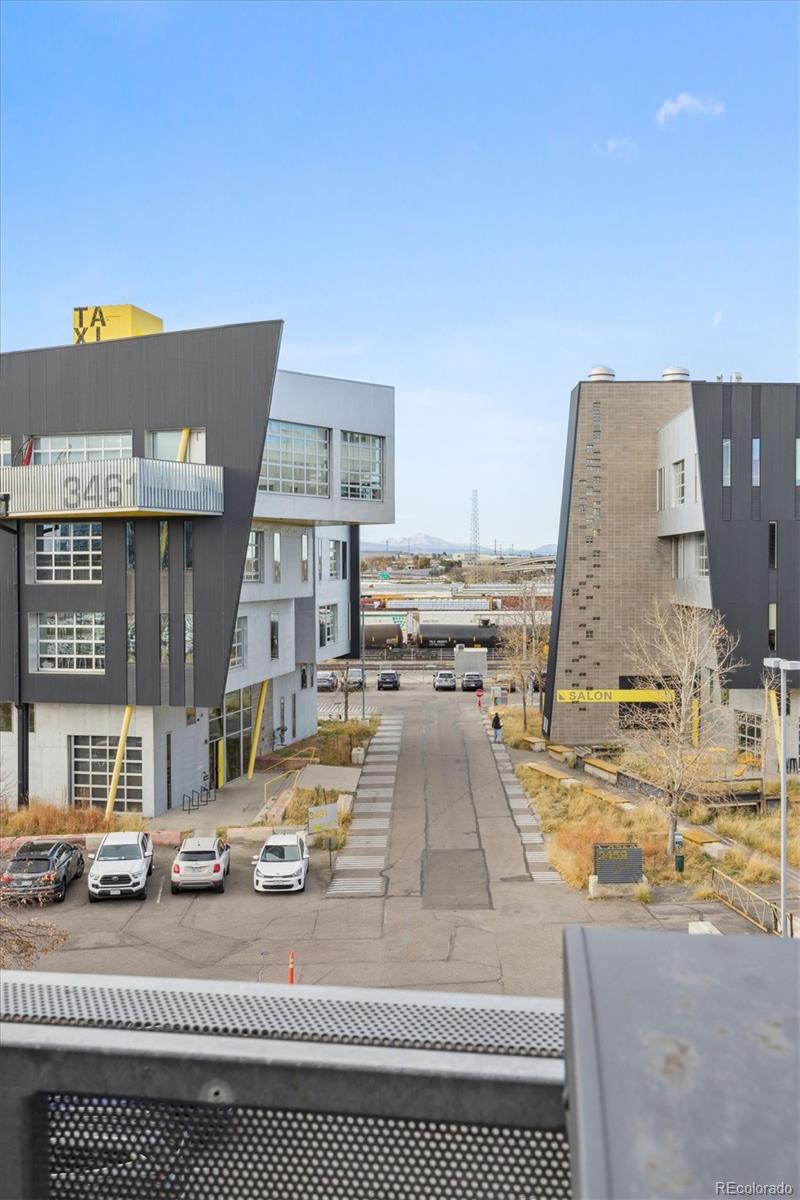 Denver CO, 3457 Ringsby Court, Unit 304