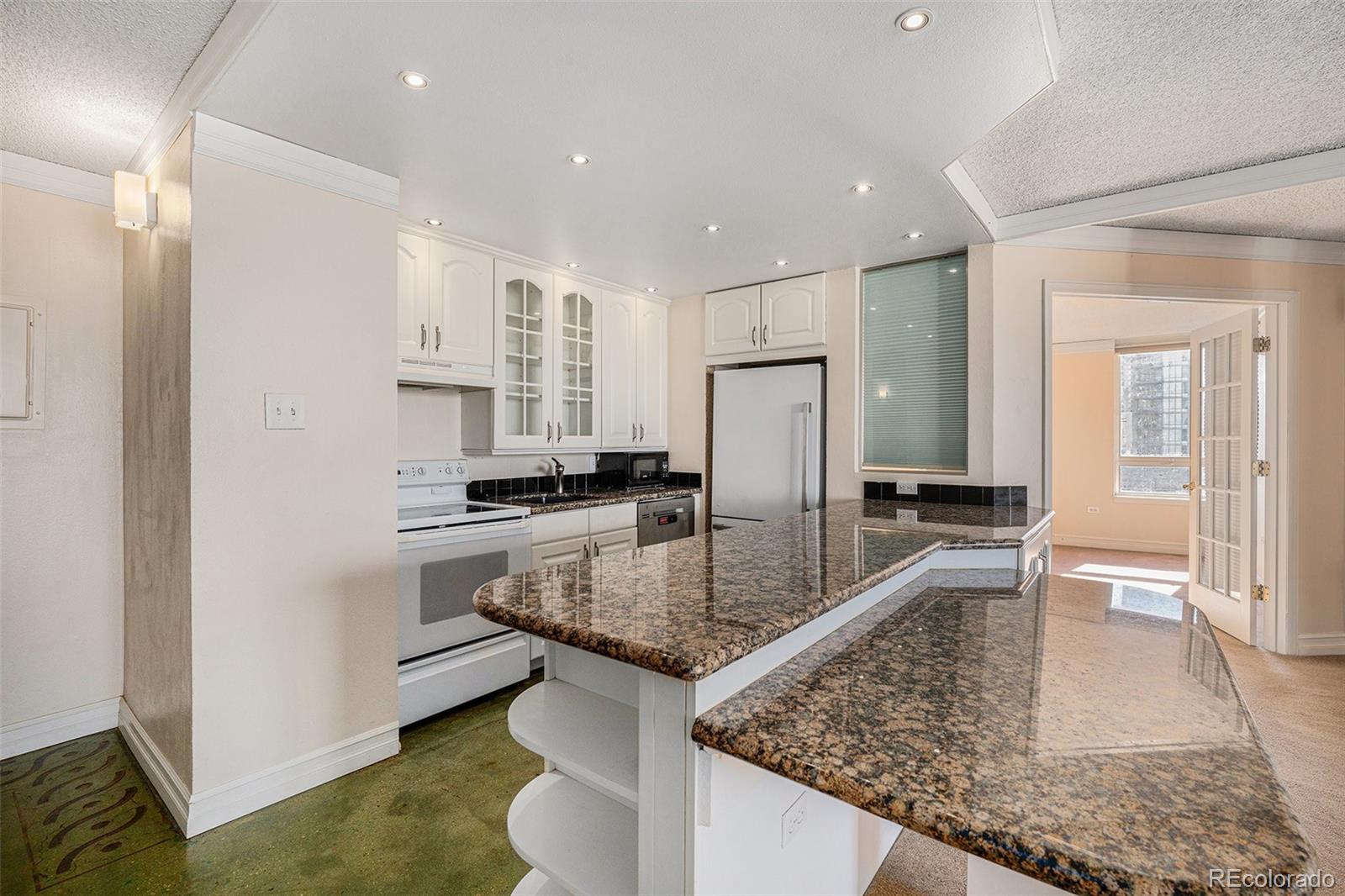 Denver CO, 1020 15TH Street, Unit 21L