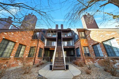 816 S Vance Street Lakewood CO 80226