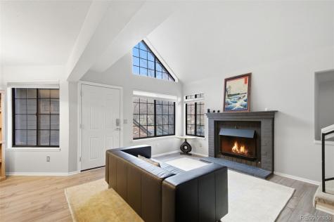 816 S Vance Street Lakewood CO 80226