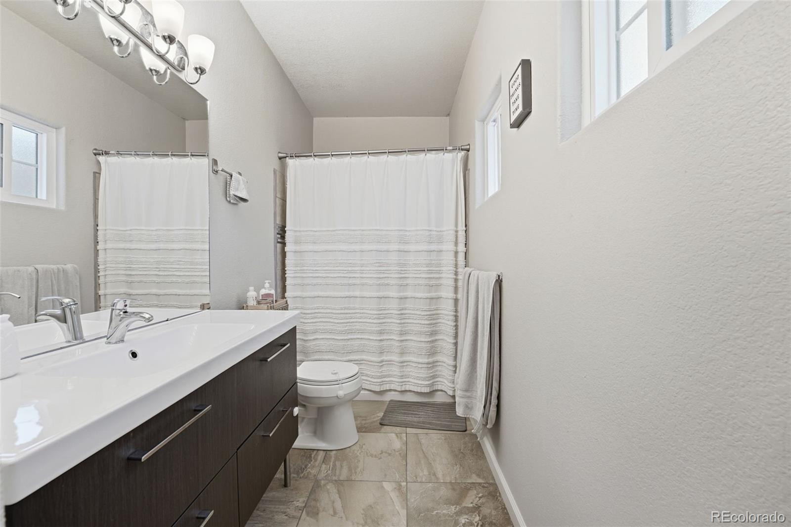1672 W Canal Circle Littleton CO 80120