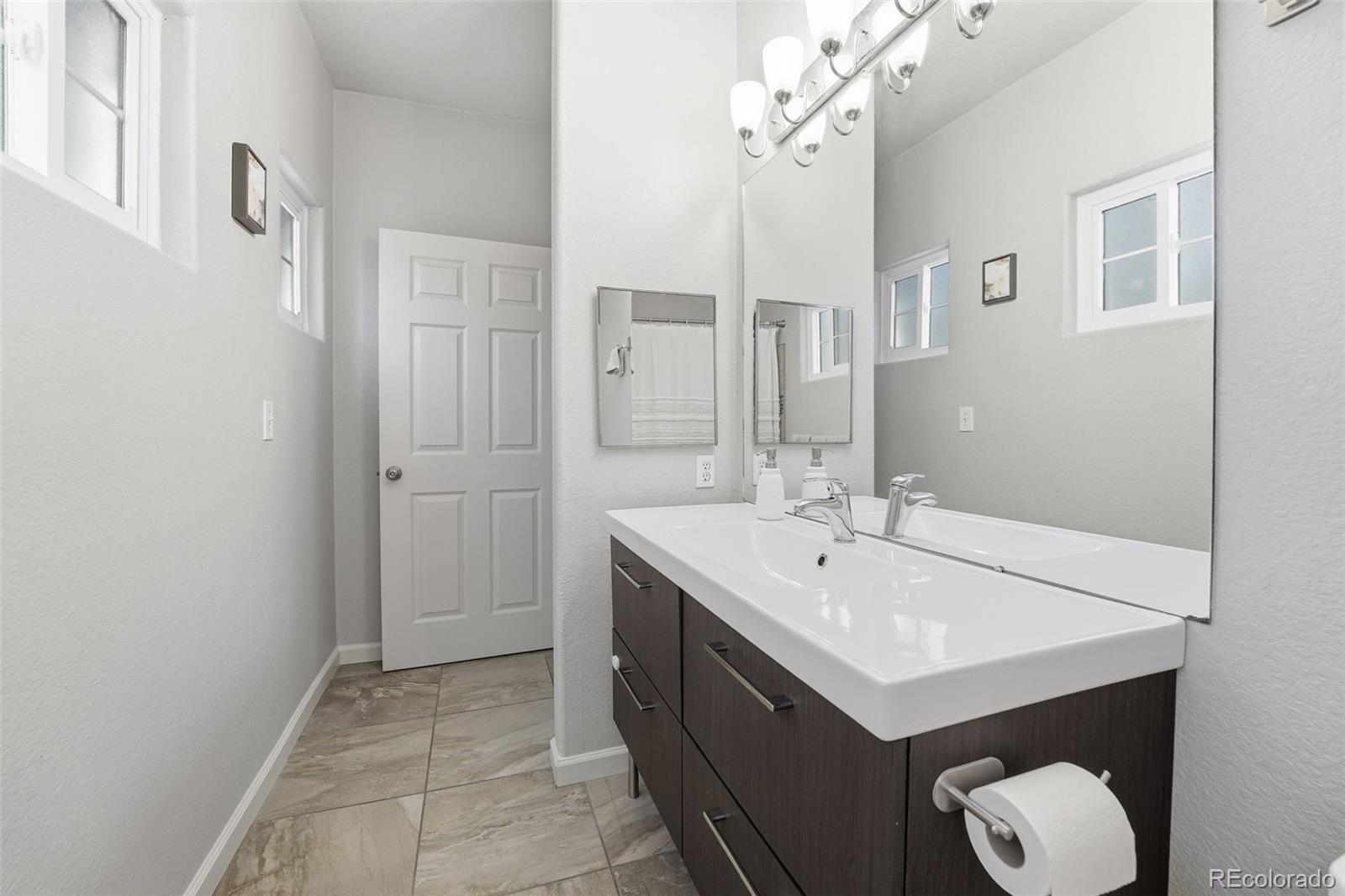 1672 W Canal Circle Littleton CO 80120