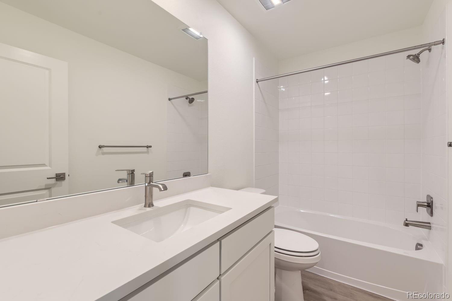 1232 S Algonquian Street Aurora CO 80018