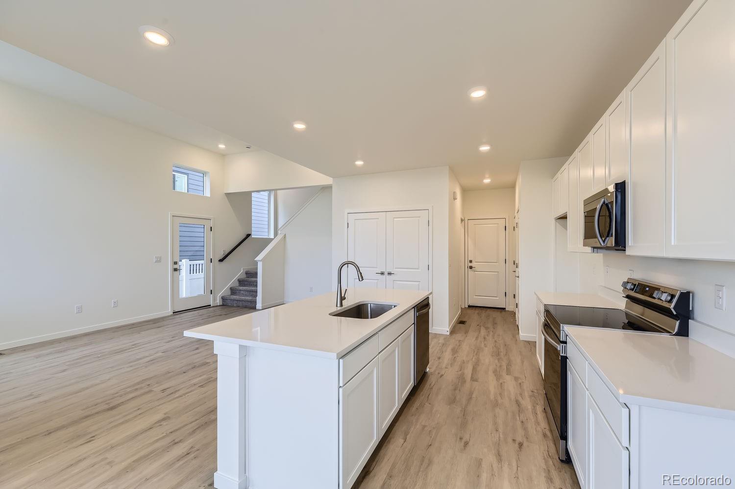 1232 S Algonquian Street Aurora CO 80018