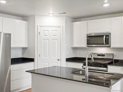 21239 E 65th Drive Aurora CO 80019
