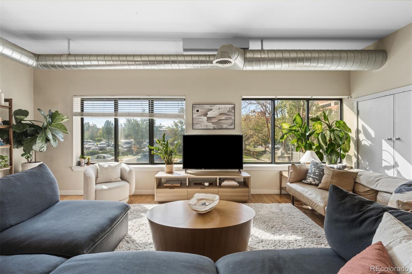 Denver CO, 70 W 6th Avenue, Unit 100