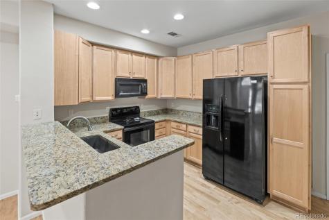 8399 Stonybridge Circle Highlands Ranch CO 80126