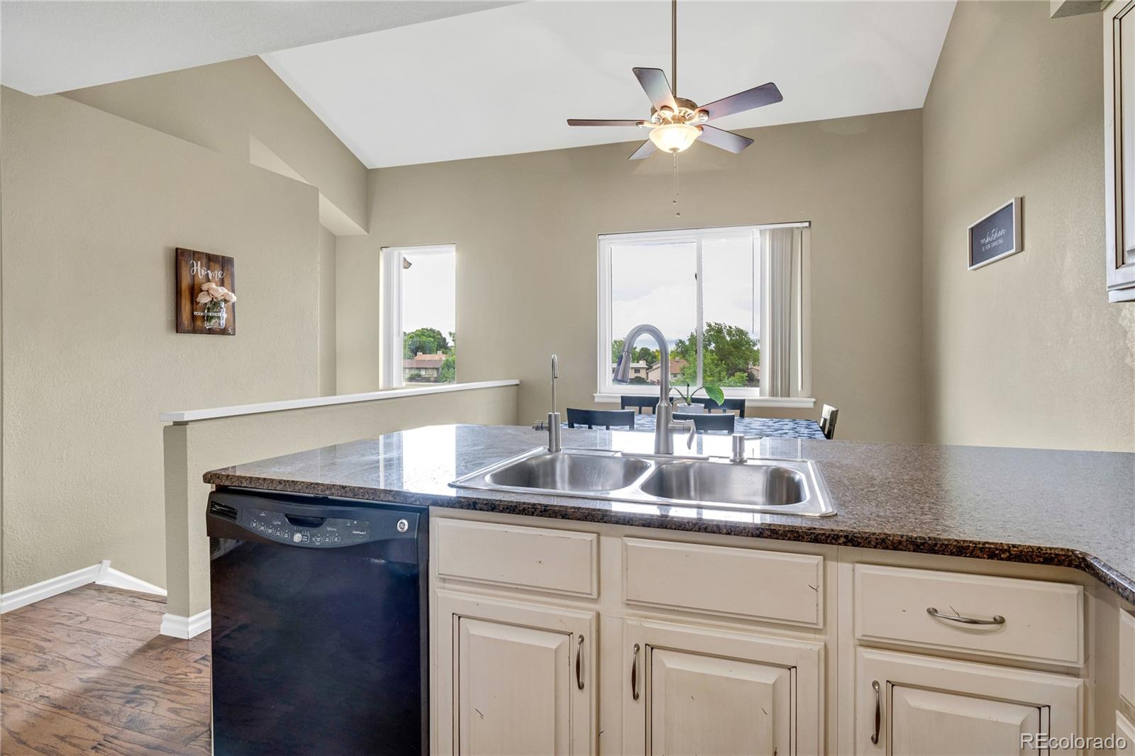 1099 S Walden Way Aurora CO 80017