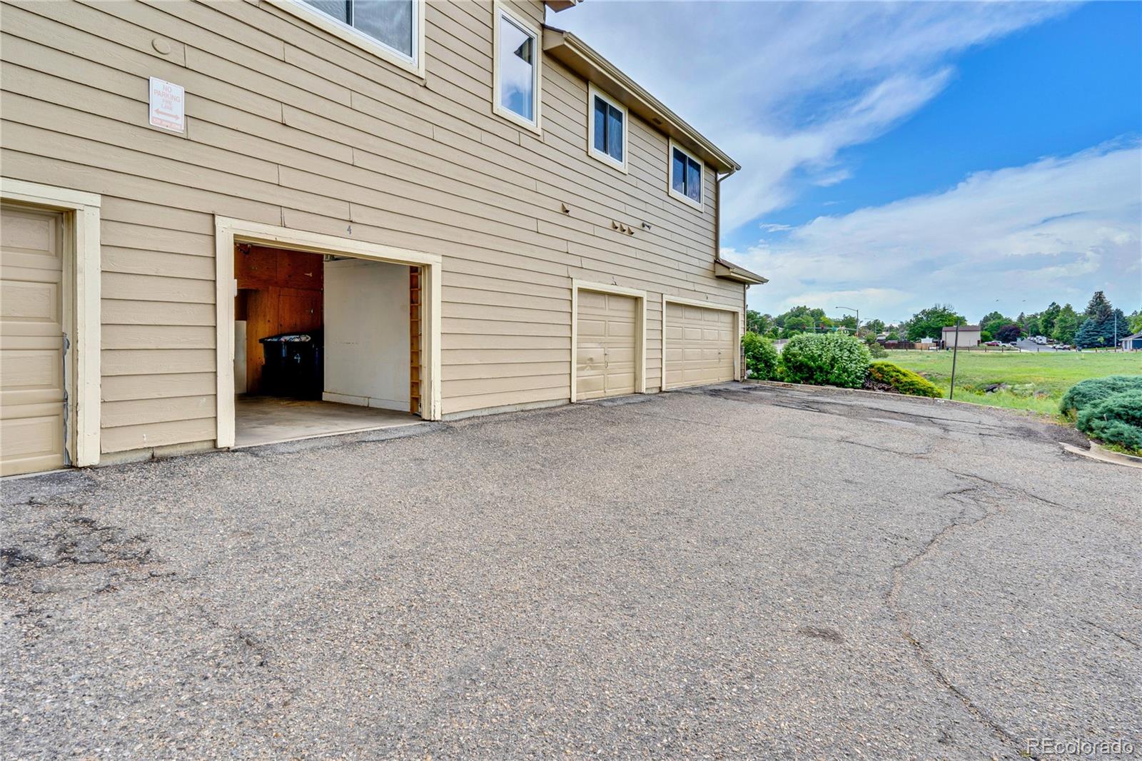 1099 S Walden Way Aurora CO 80017