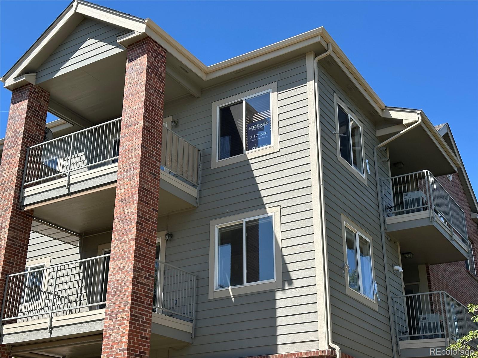 2895 W Riverwalk Circle Littleton CO 80123