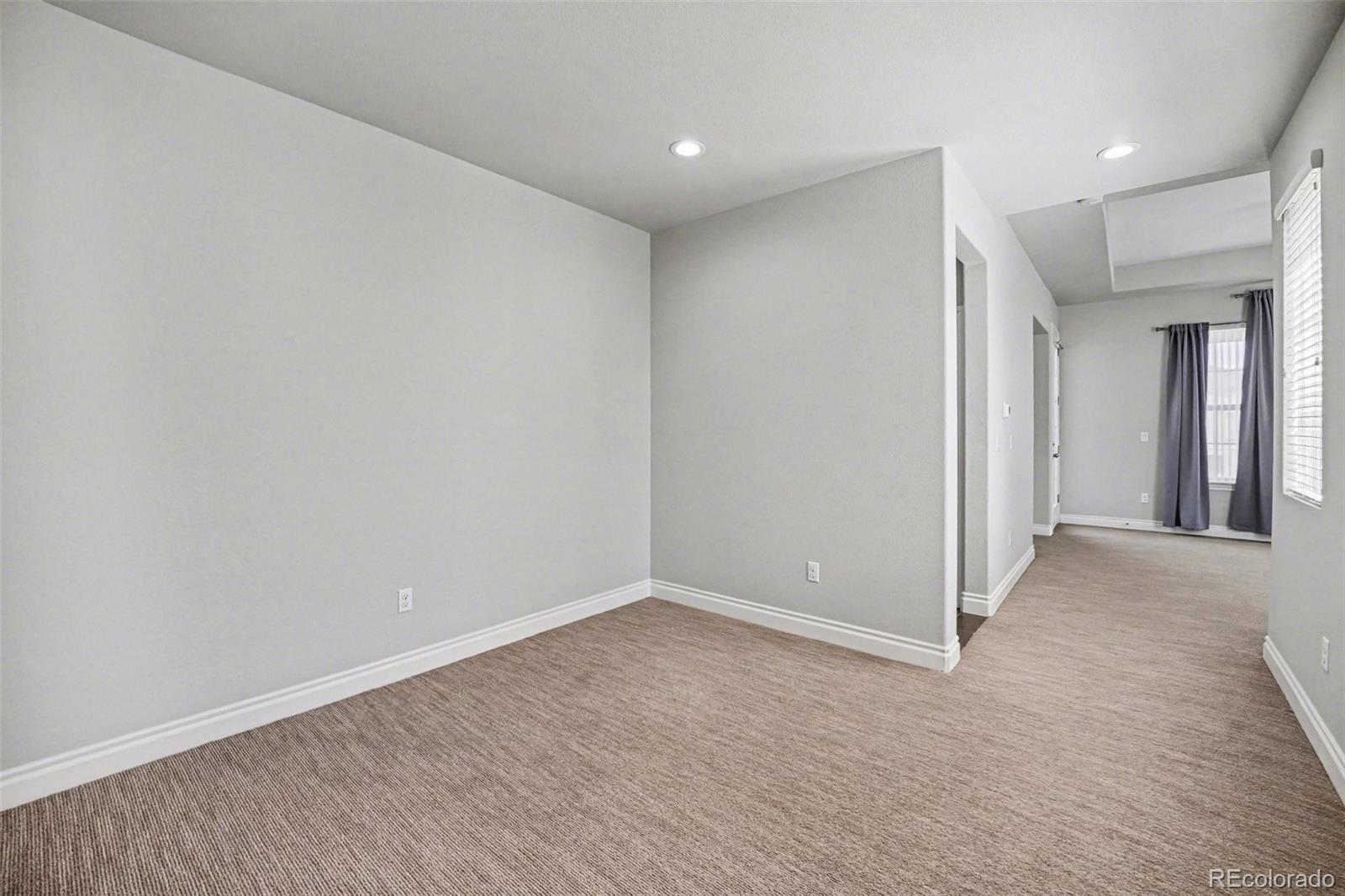 9198 Ridgegate Parkway Lone Tree CO 80124