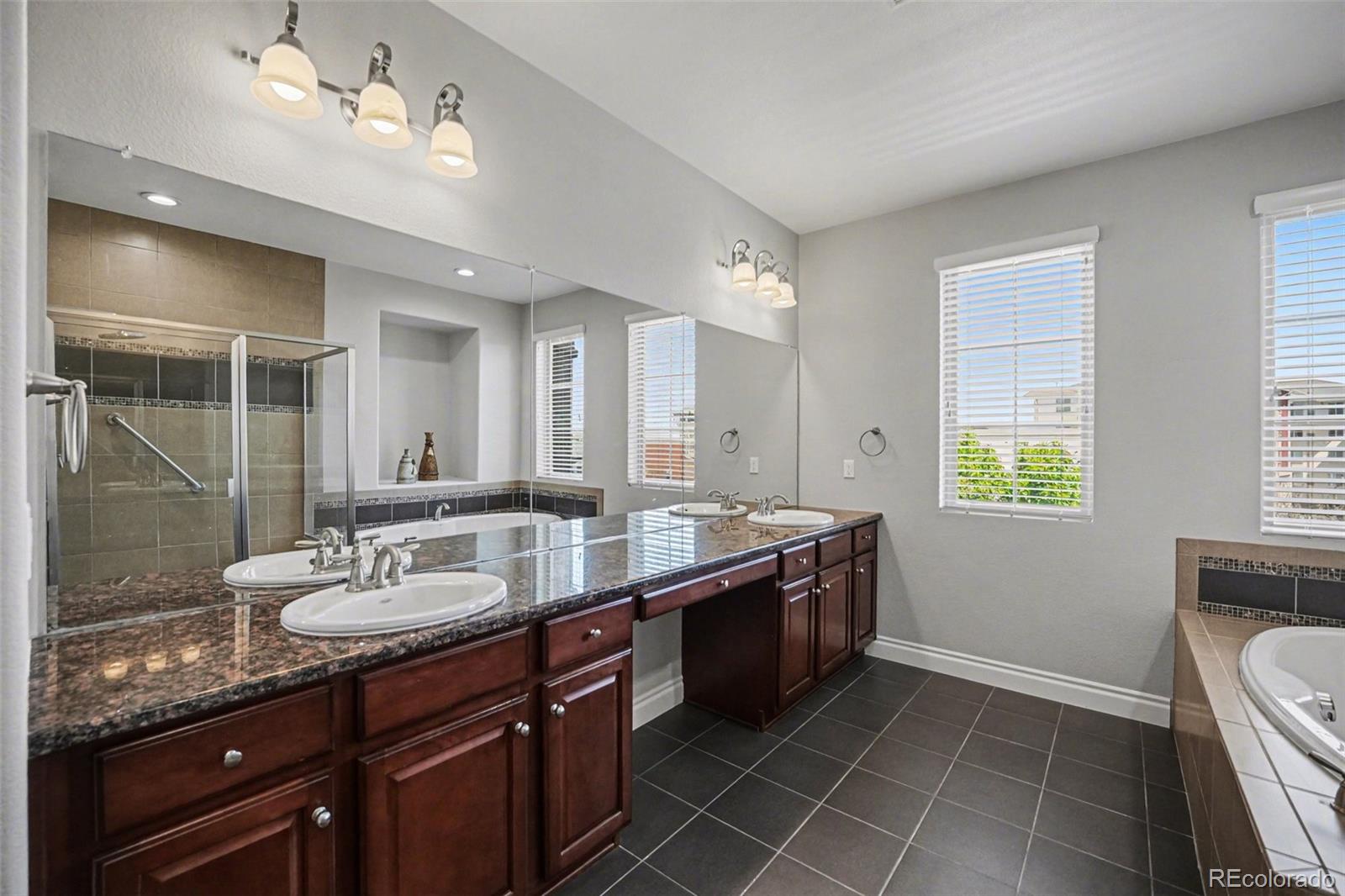 9198 Ridgegate Parkway Lone Tree CO 80124