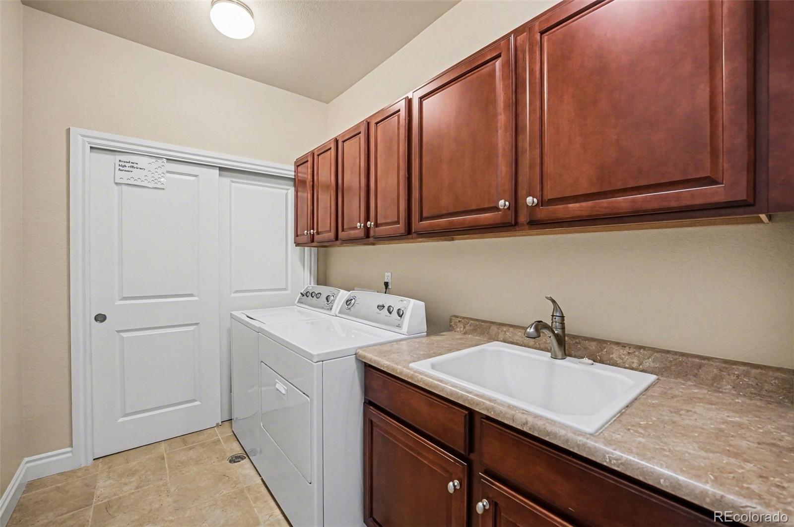 9198 Ridgegate Parkway Lone Tree CO 80124