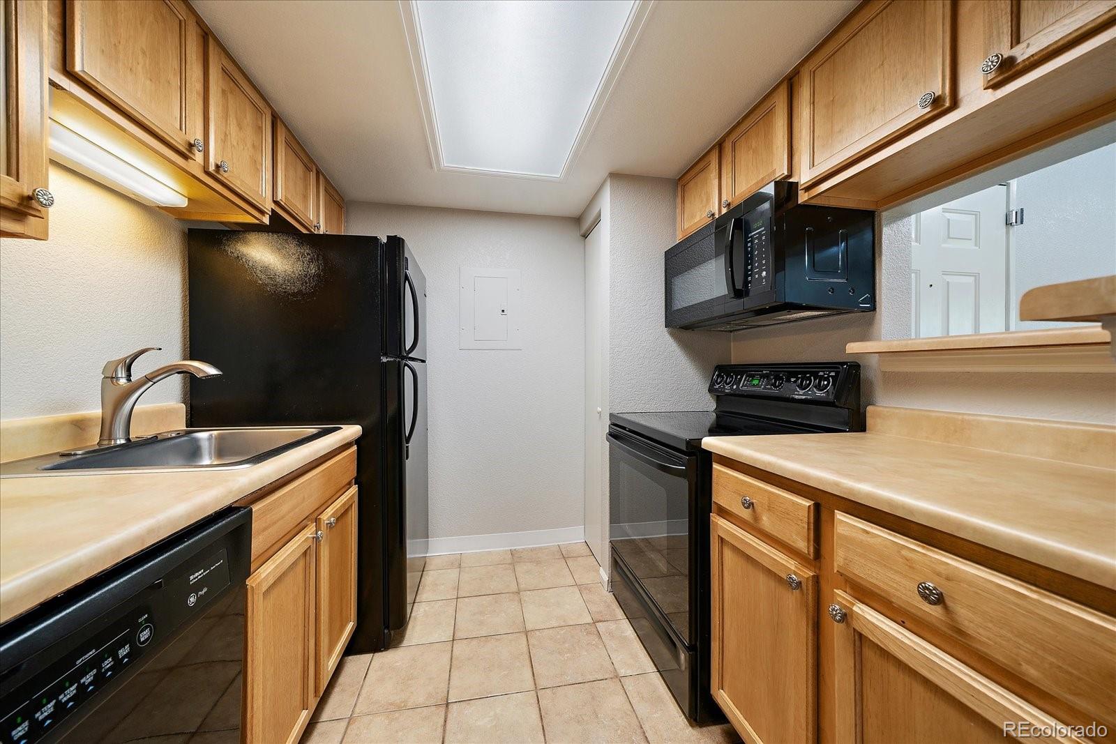 10293 E Peakview Avenue Englewood CO 80111