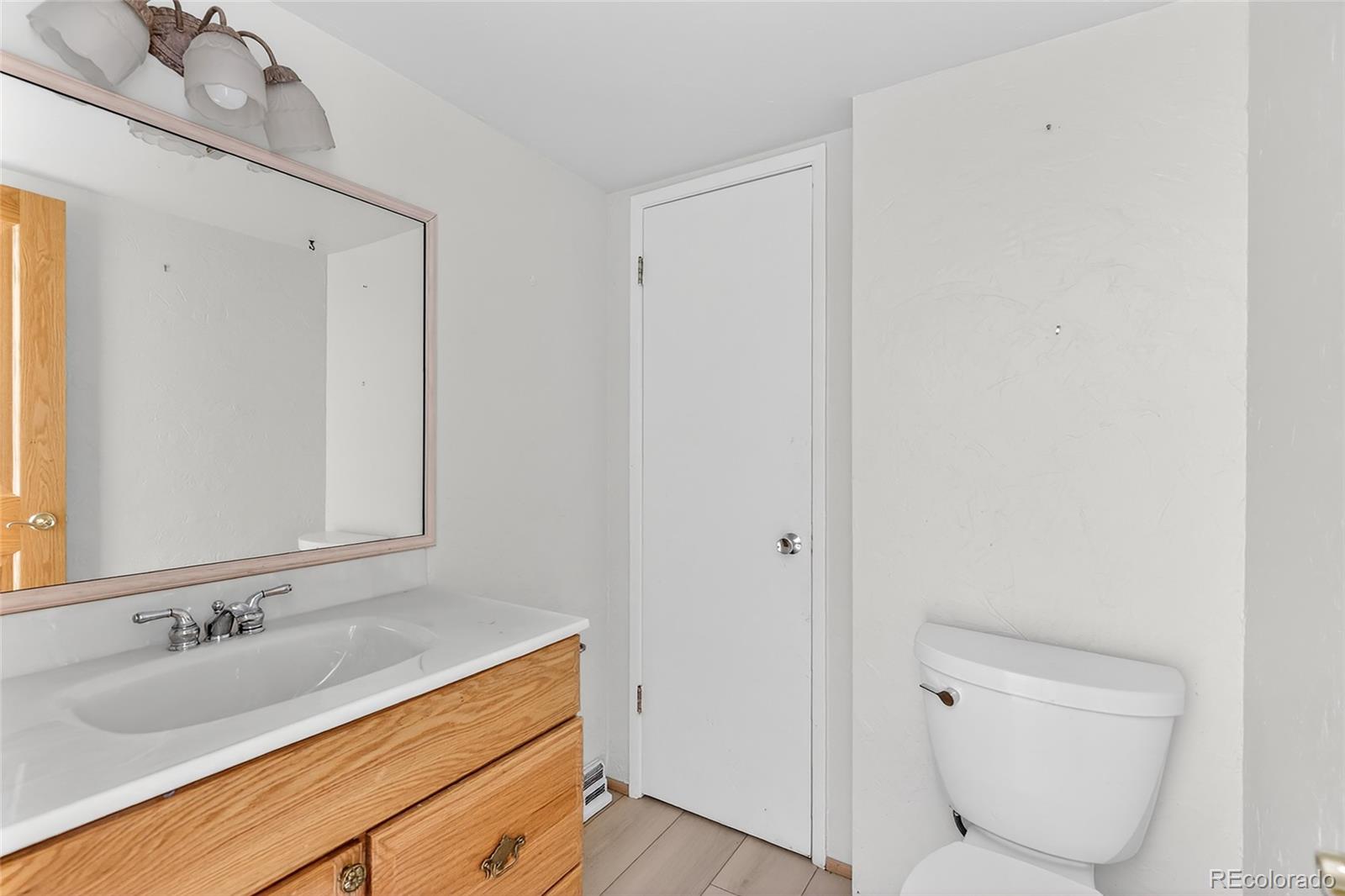 12513 W Alameda Drive Lakewood CO 80228