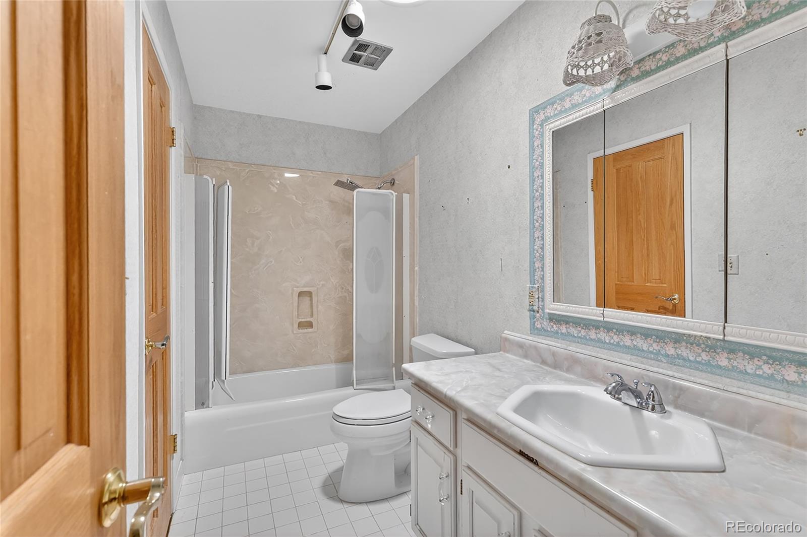 12513 W Alameda Drive Lakewood CO 80228