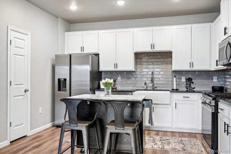 9962 W Victoria Place Littleton CO 80127
