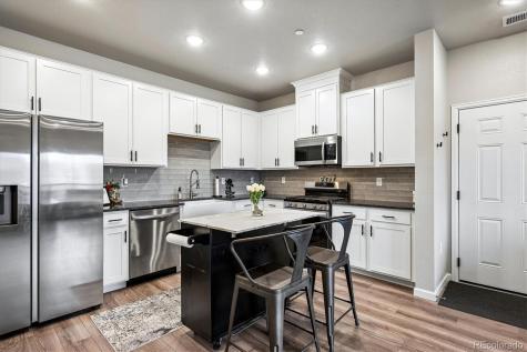 9962 W Victoria Place Littleton CO 80127