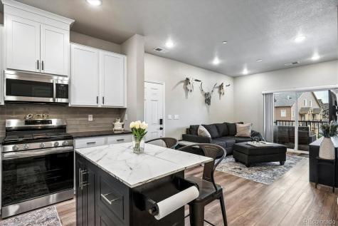 9962 W Victoria Place Littleton CO 80127