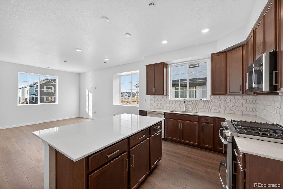 6721 E 148th Drive Thornton CO 80602