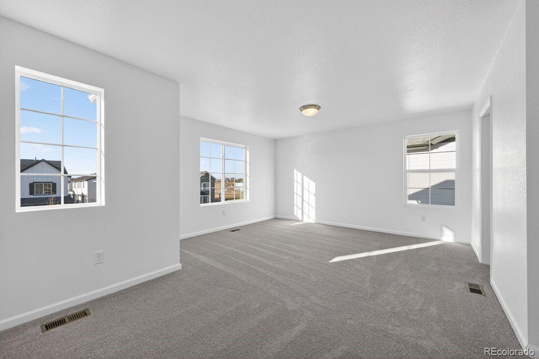 6721 E 148th Drive Thornton CO 80602
