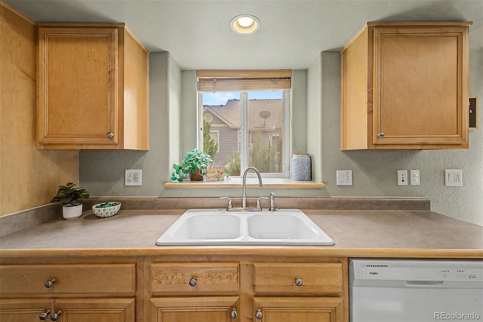 1645 S Chester Court Denver CO 80247