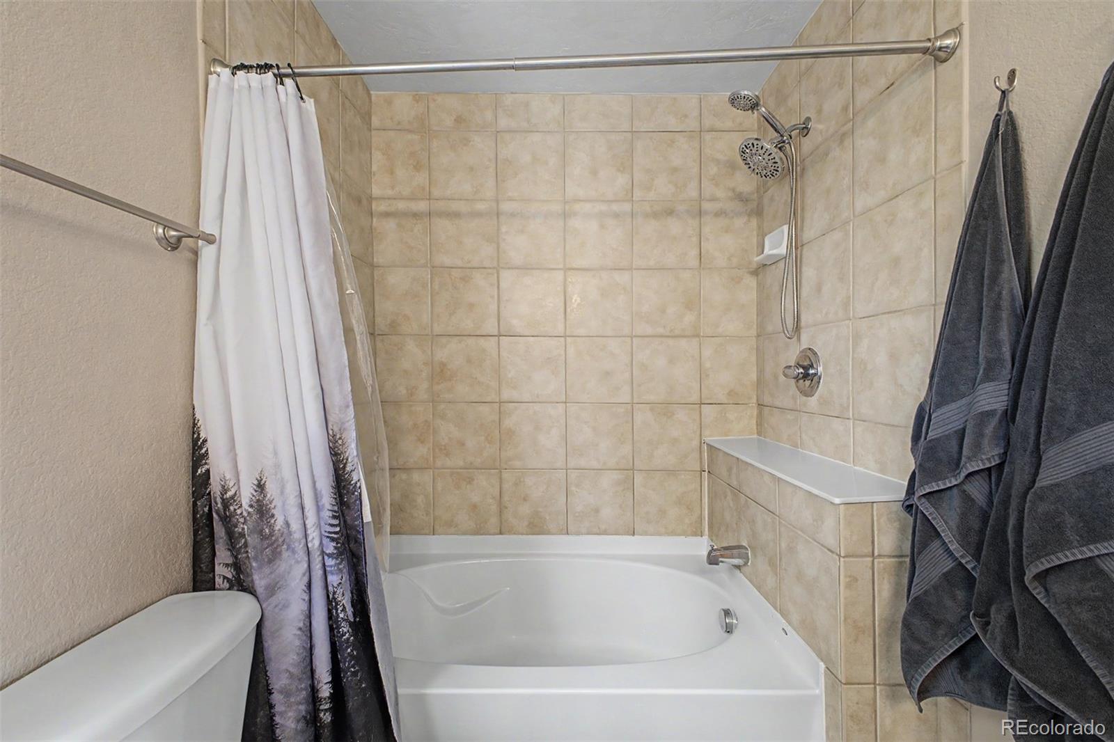 1645 S Chester Court Denver CO 80247
