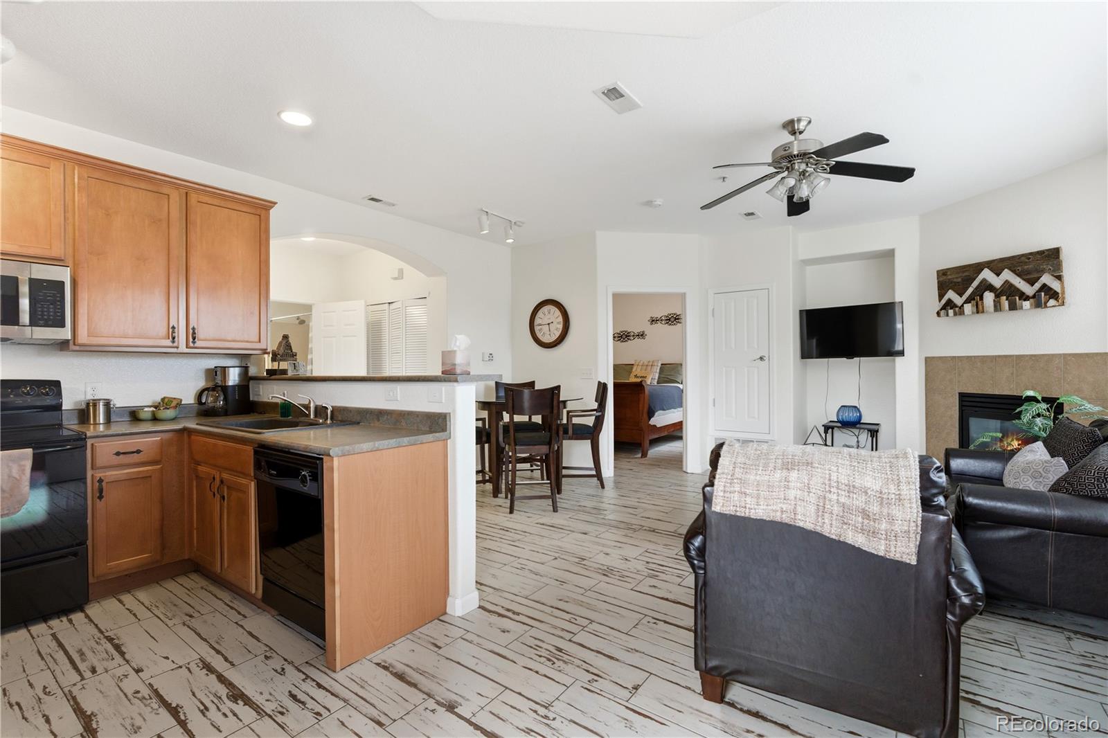 16352 E Fremont Avenue Aurora CO 80016