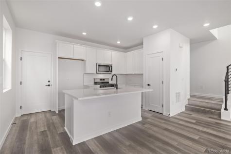 20520 E 58th Avenue Aurora CO 80019