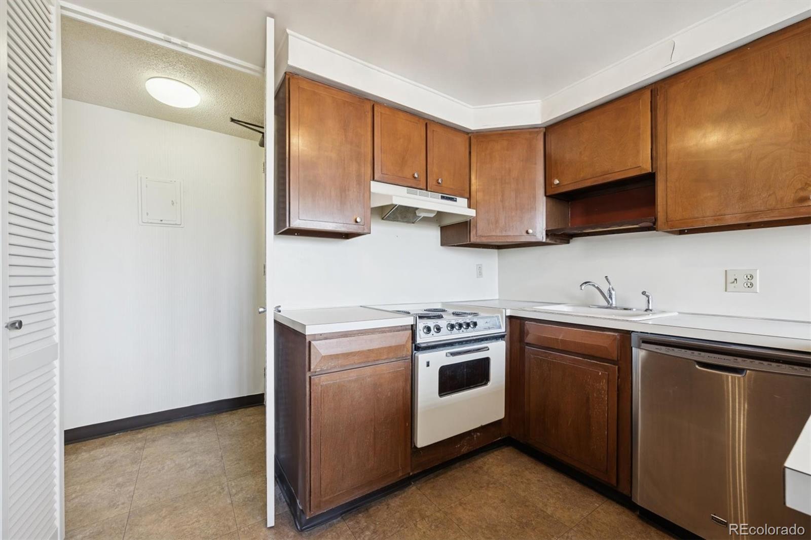 1155 N Ash Street Denver CO 80220