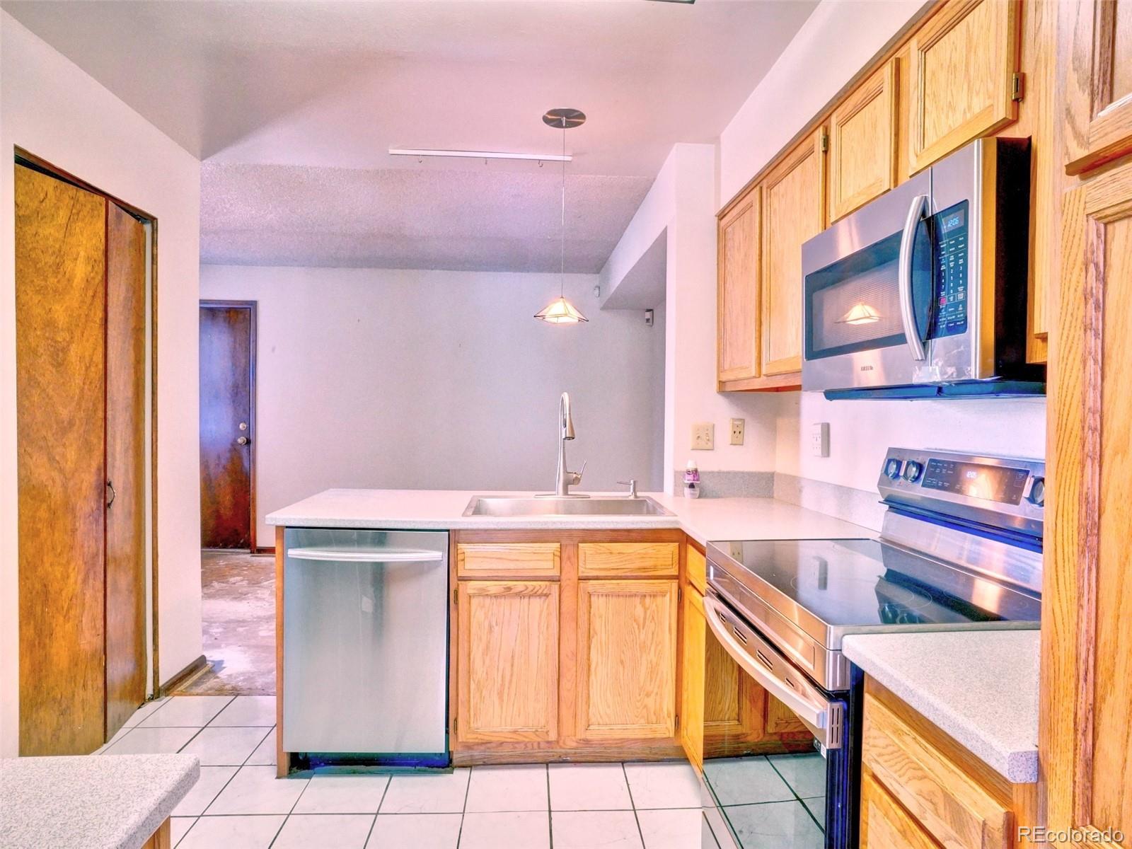 12592 E Cornell Circle Aurora CO 80014