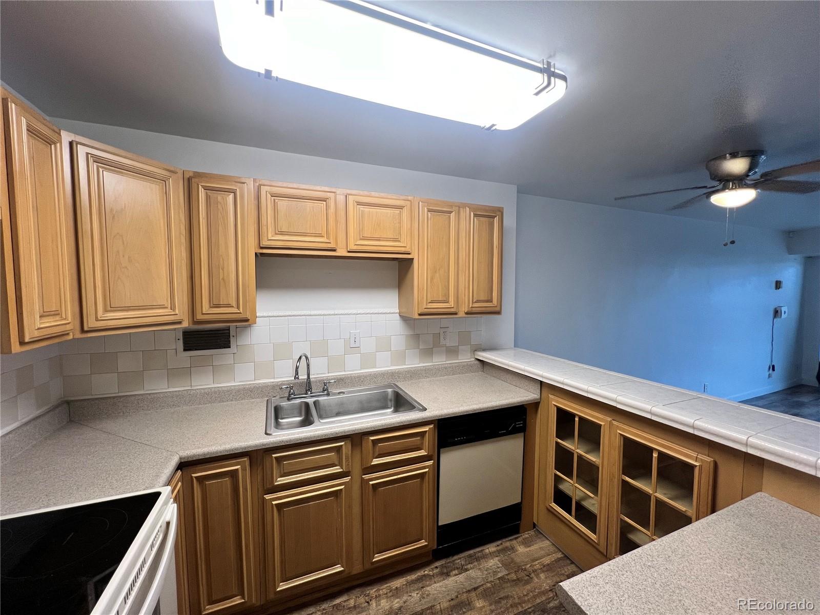 1121 Albion Street Denver CO 80220