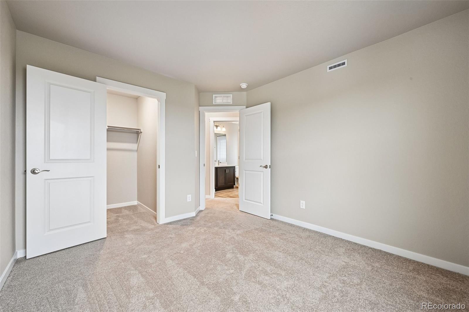 5421 N Eaton Park Way Aurora CO 80019