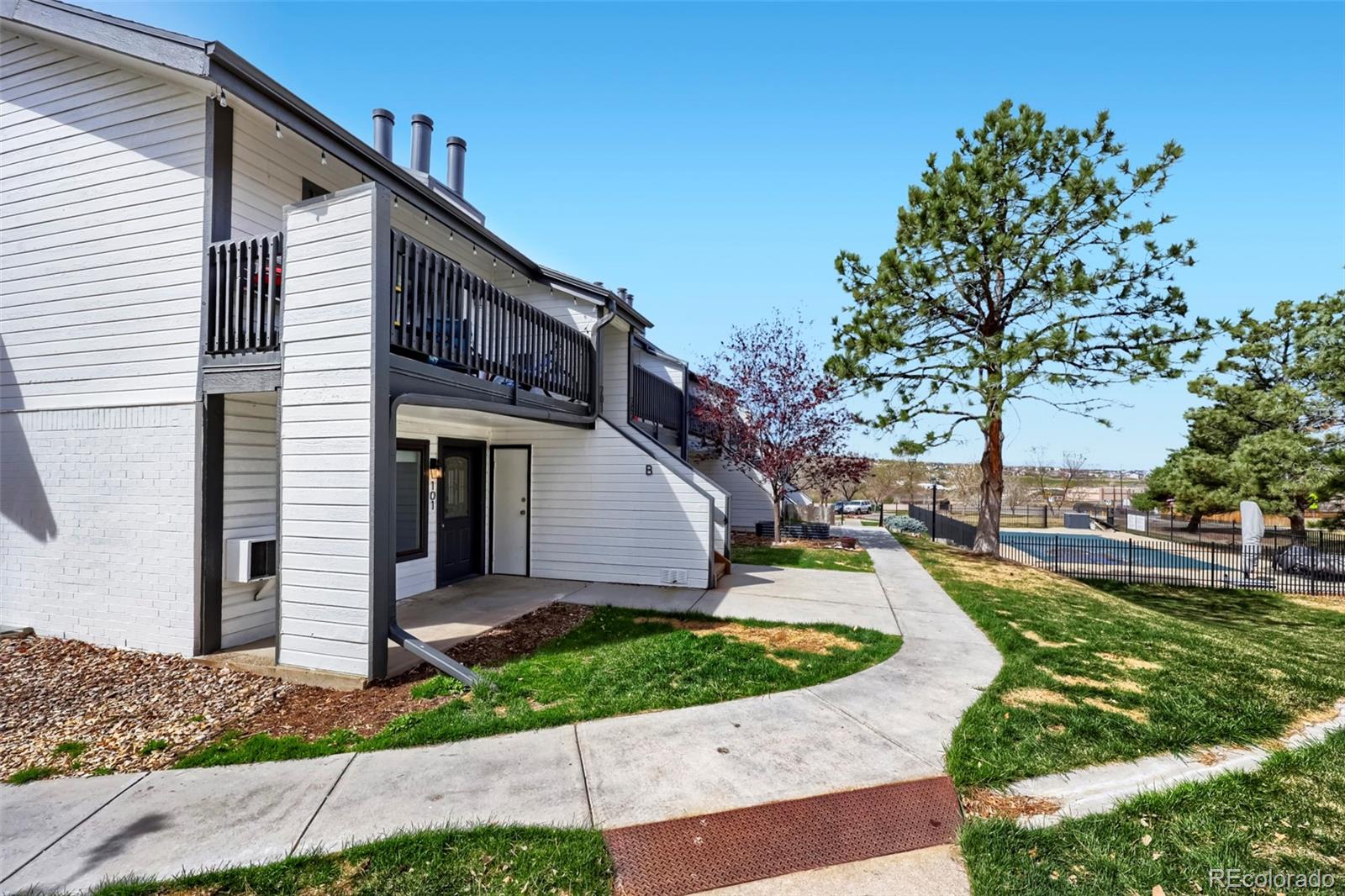 532 Oakwood Drive Castle Rock CO 80104