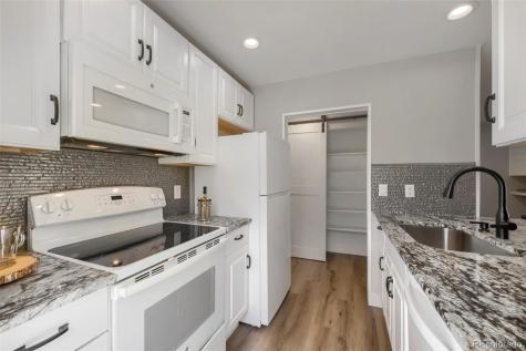 532 Oakwood Drive Castle Rock CO 80104