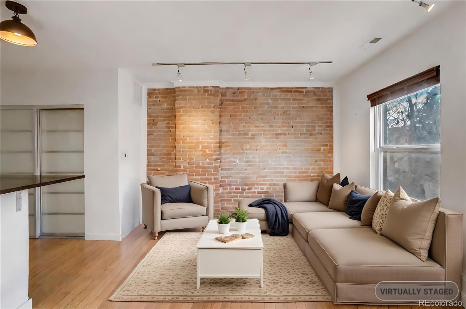 2306 Glenarm Denver CO 80205