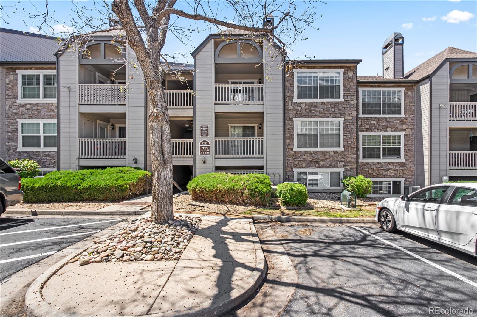 9222 E Arbor Circle Englewood CO 80111