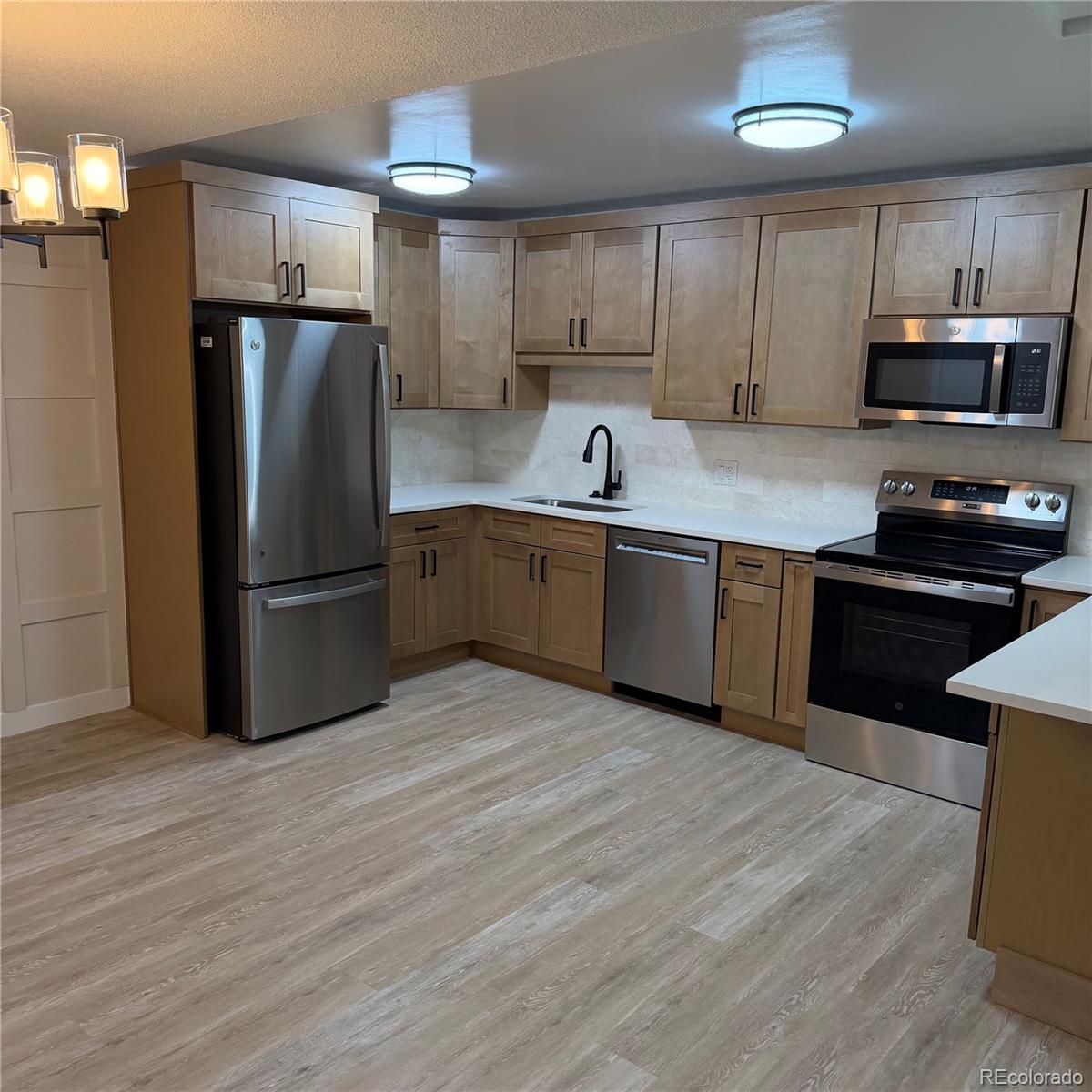 605 S Alton Way Denver CO 80247