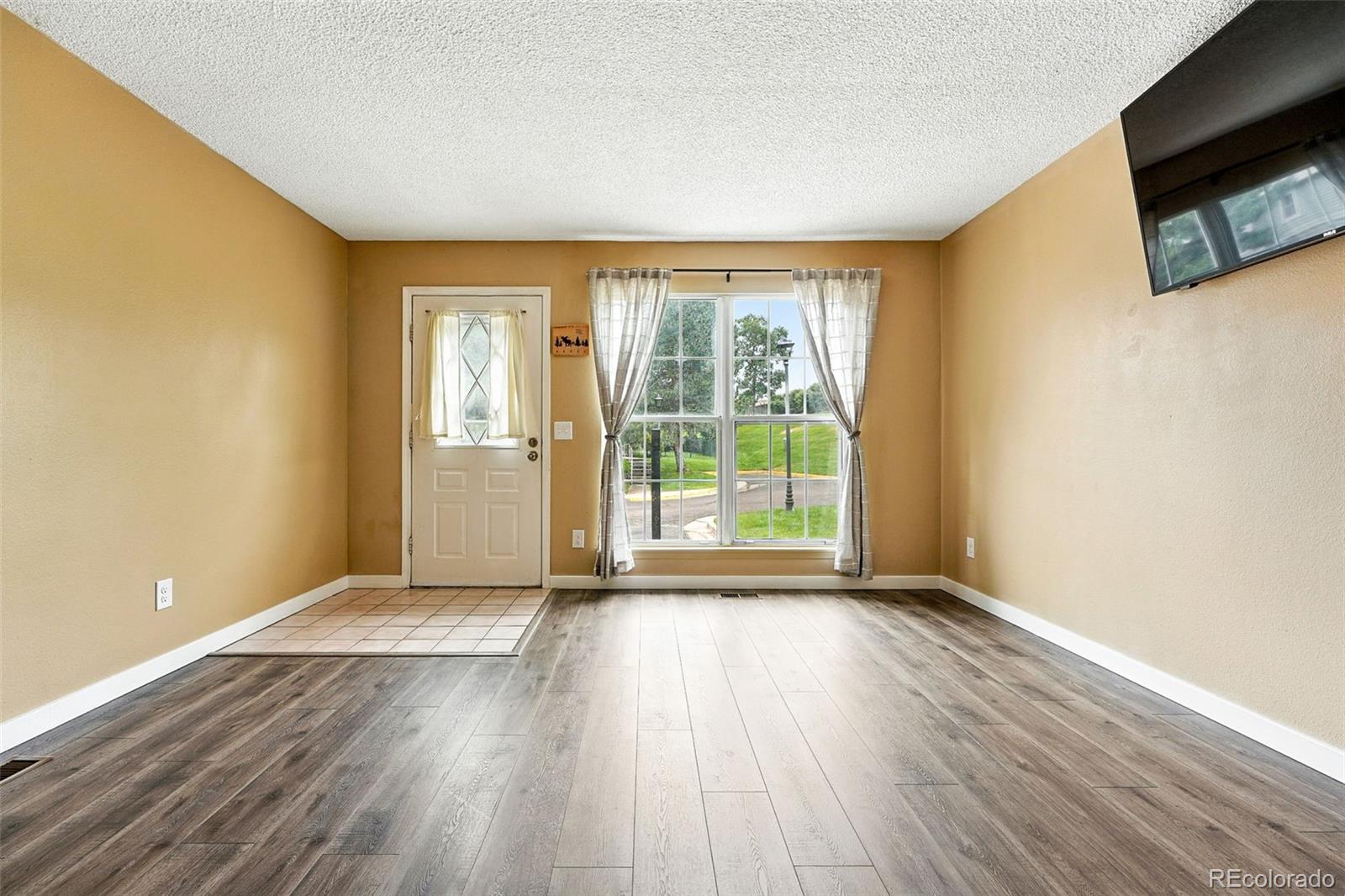 9762 W Cornell Place Lakewood CO 80227